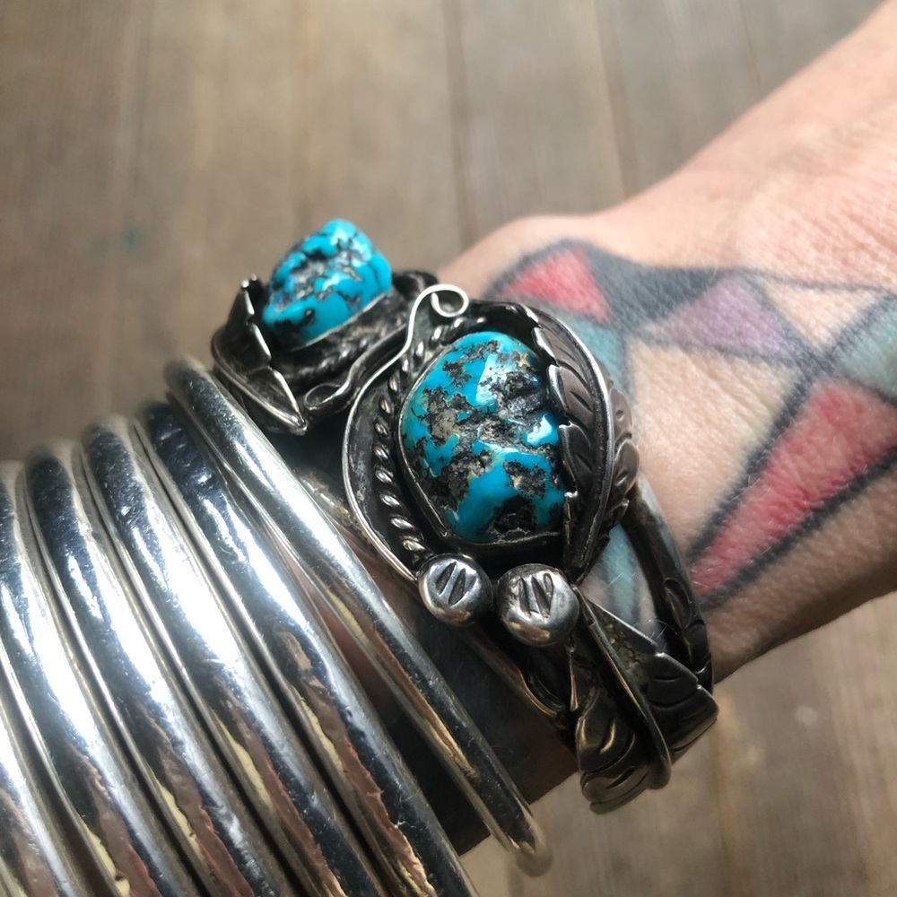 Vintage chunky turquoise cuff - Picture 8 of 8